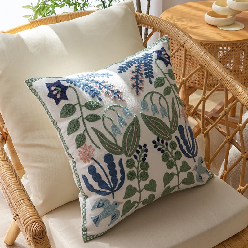 Blombroderi Cushion Cover