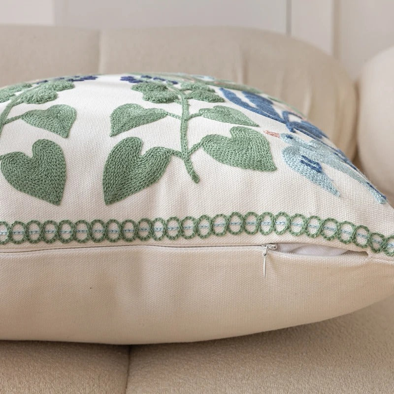 Blombroderi Cushion Cover